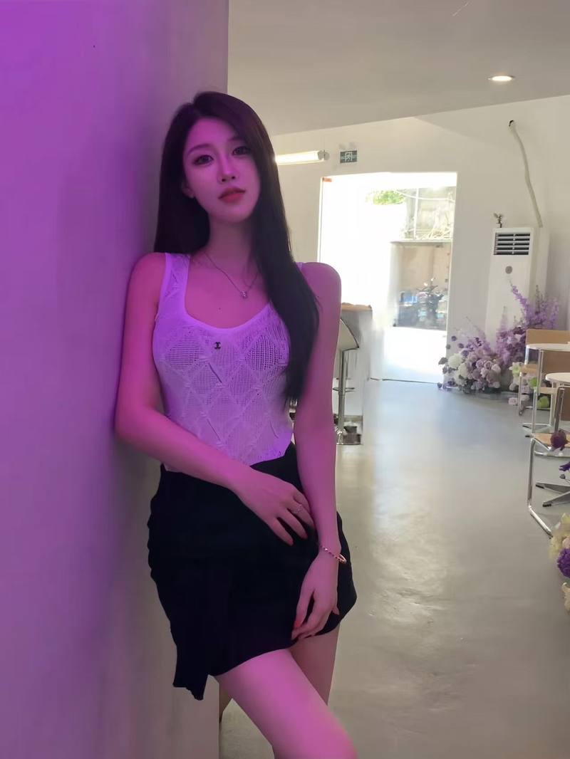 Lily - Licensed massage therapist